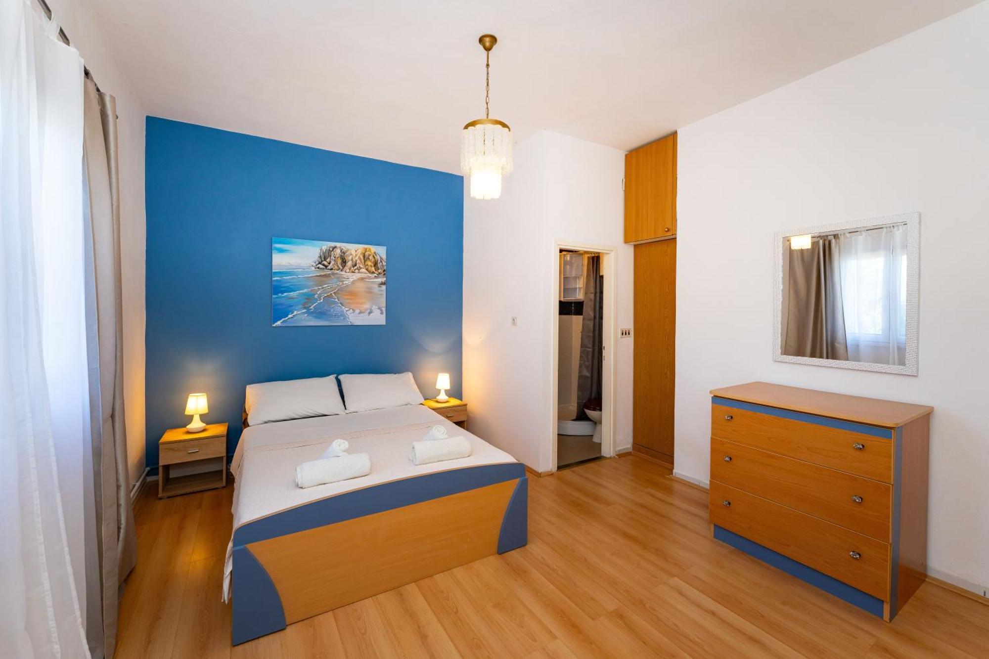 Apartmani Tinka Стариград-Пакленица Екстериор снимка